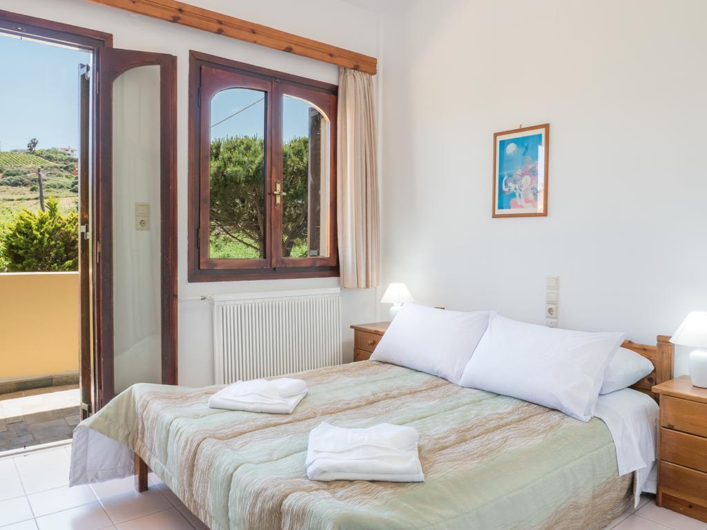 Romantic Corner Maisonette Houses スタロス エクステリア 写真